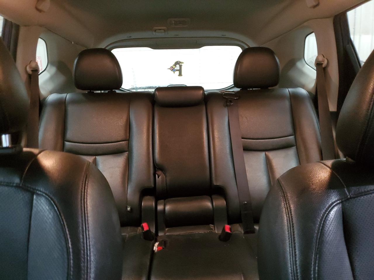 2017 Nissan Rogue - Image 10