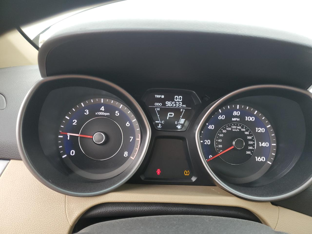 2013 Hyundai Elantra - Image 9