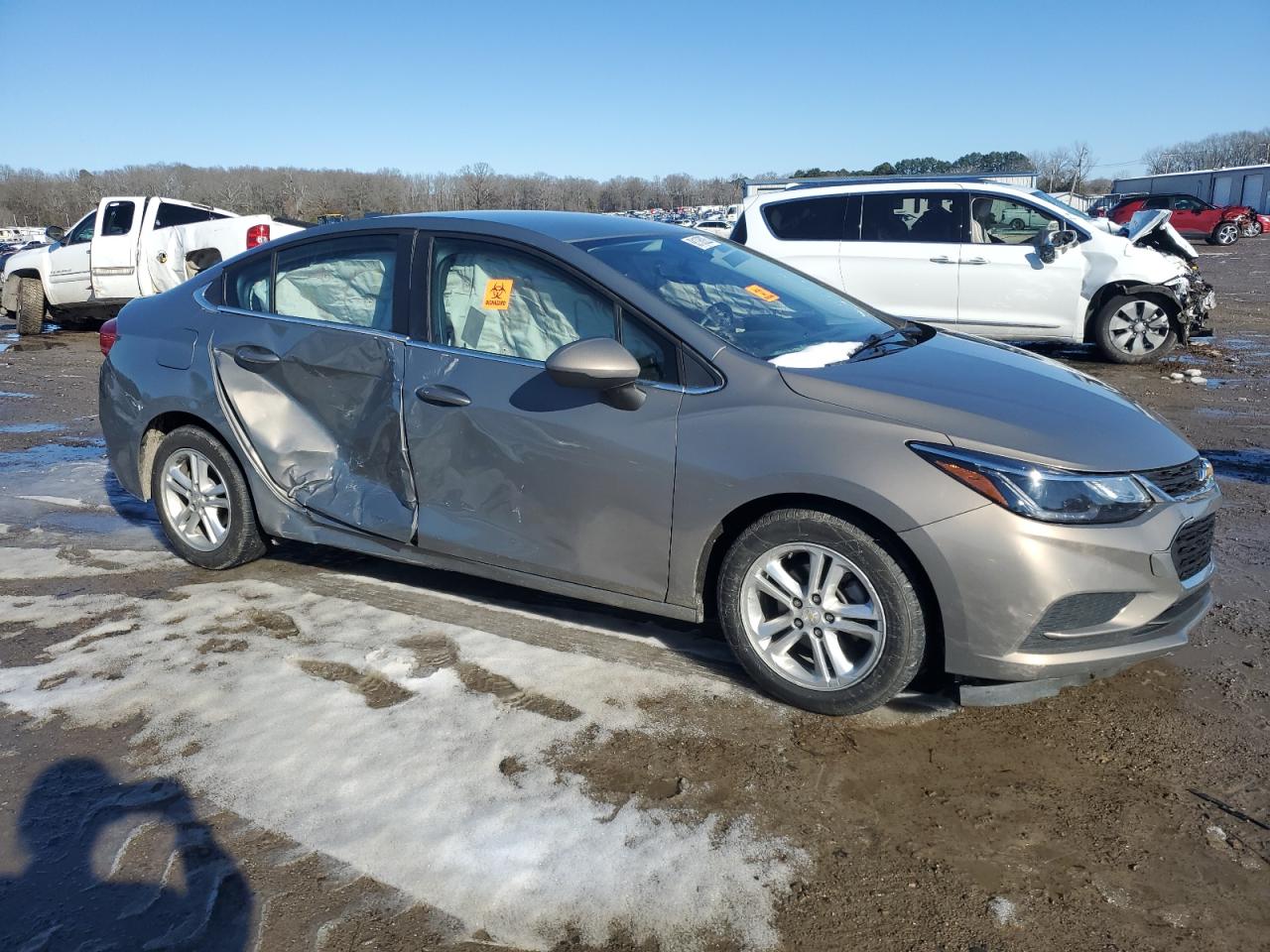 2017 Chevrolet Cruze - Image 4