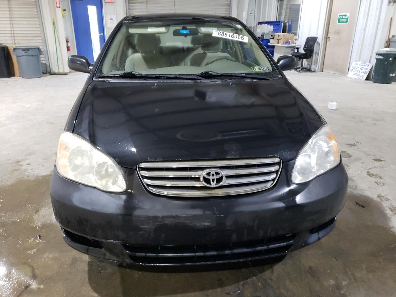 2004 Toyota Corolla - Image 5