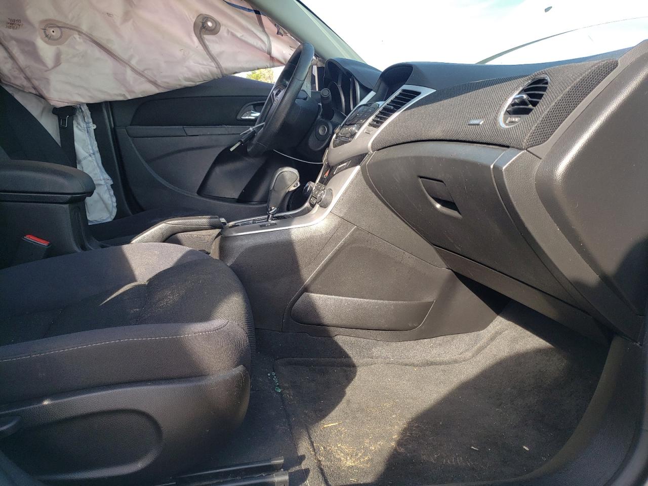 2016 Chevrolet Cruze - Image 7