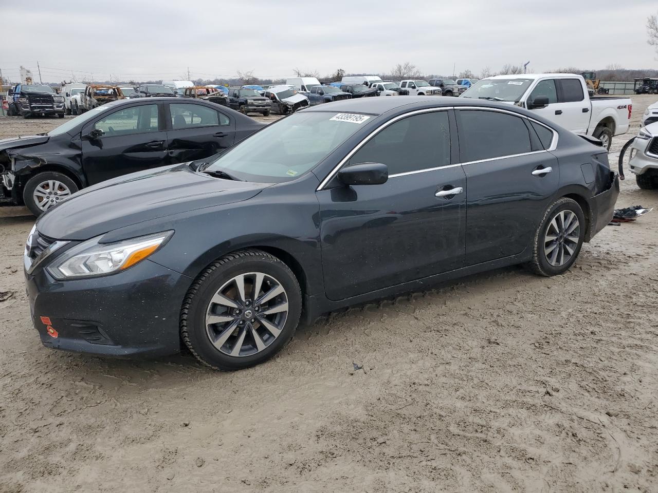 2017 Nissan Altima - Image 1