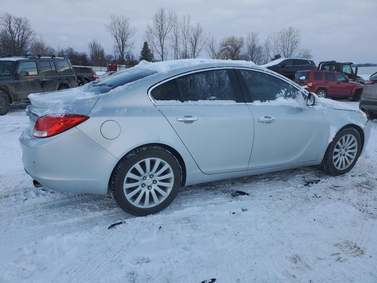 2013 Buick Regal - Image 3