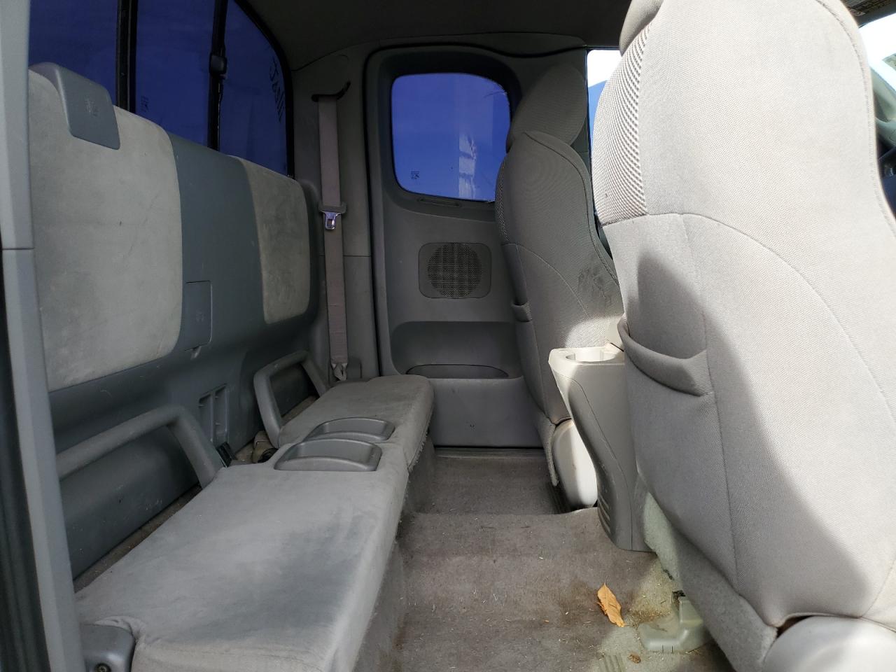 2006 Toyota Tacoma - Image 10