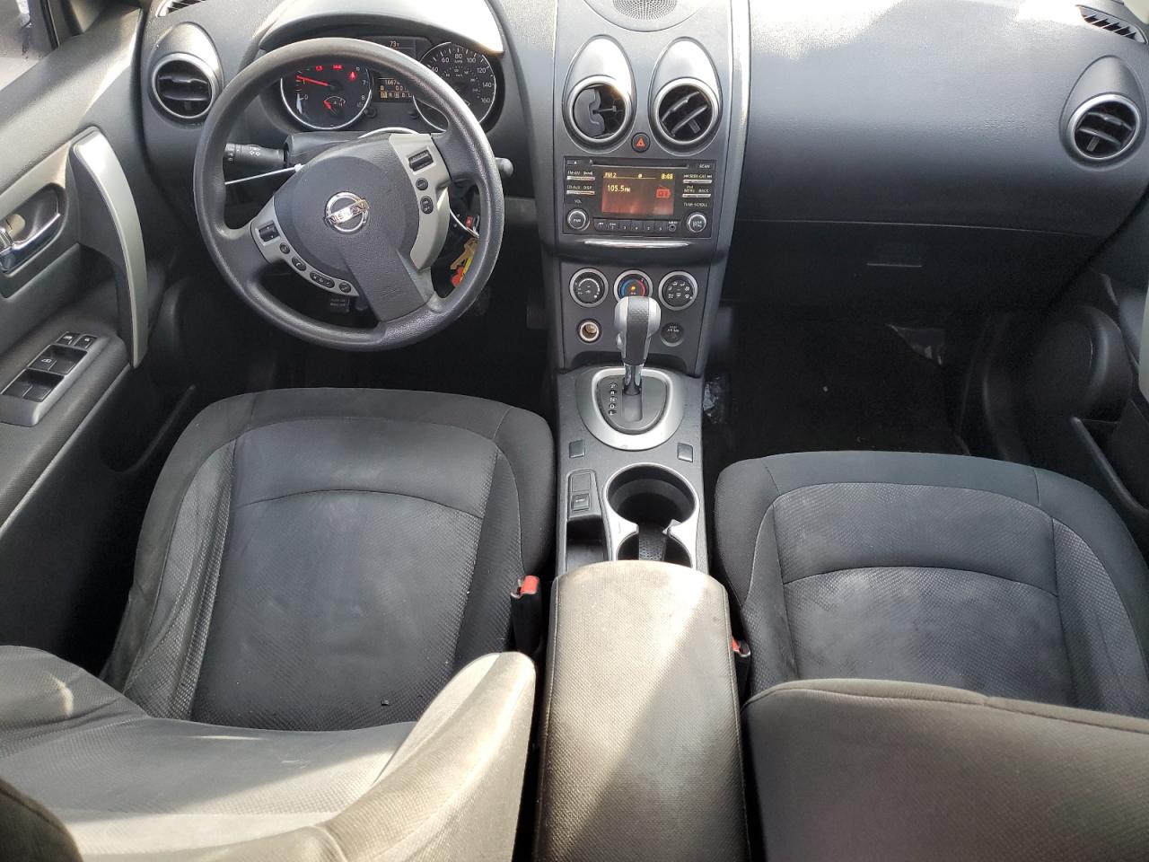 2015 Nissan Rogue - Image 8