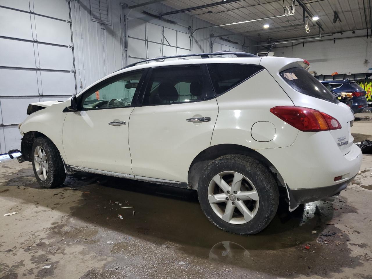 2009 Nissan Murano - Image 2