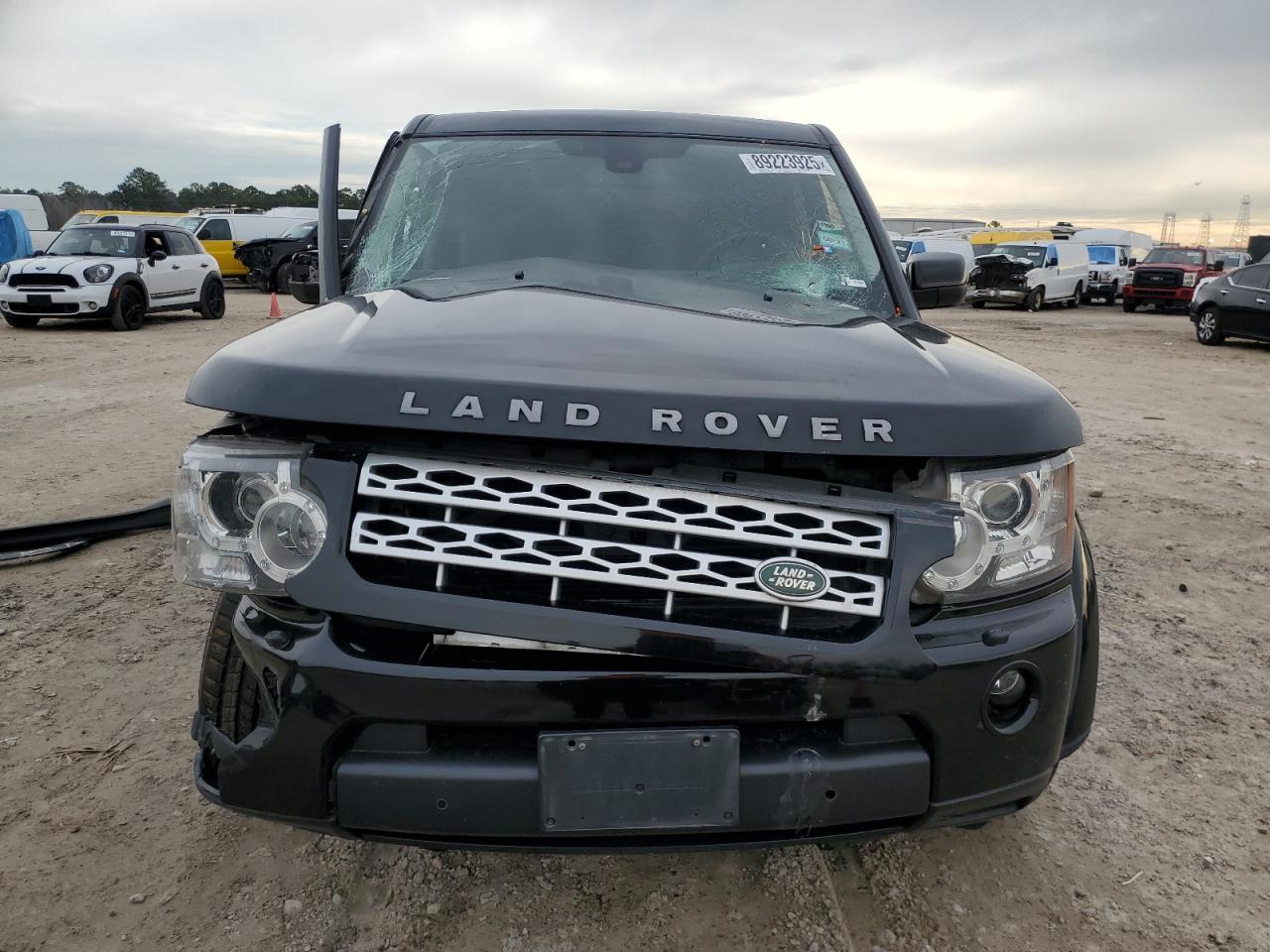 2013 Land Rover LR4 - Image 5
