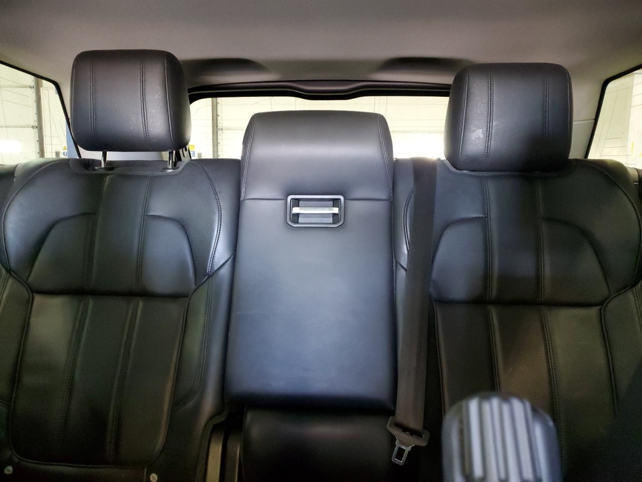 2016 Land Rover Range Rover - Image 10