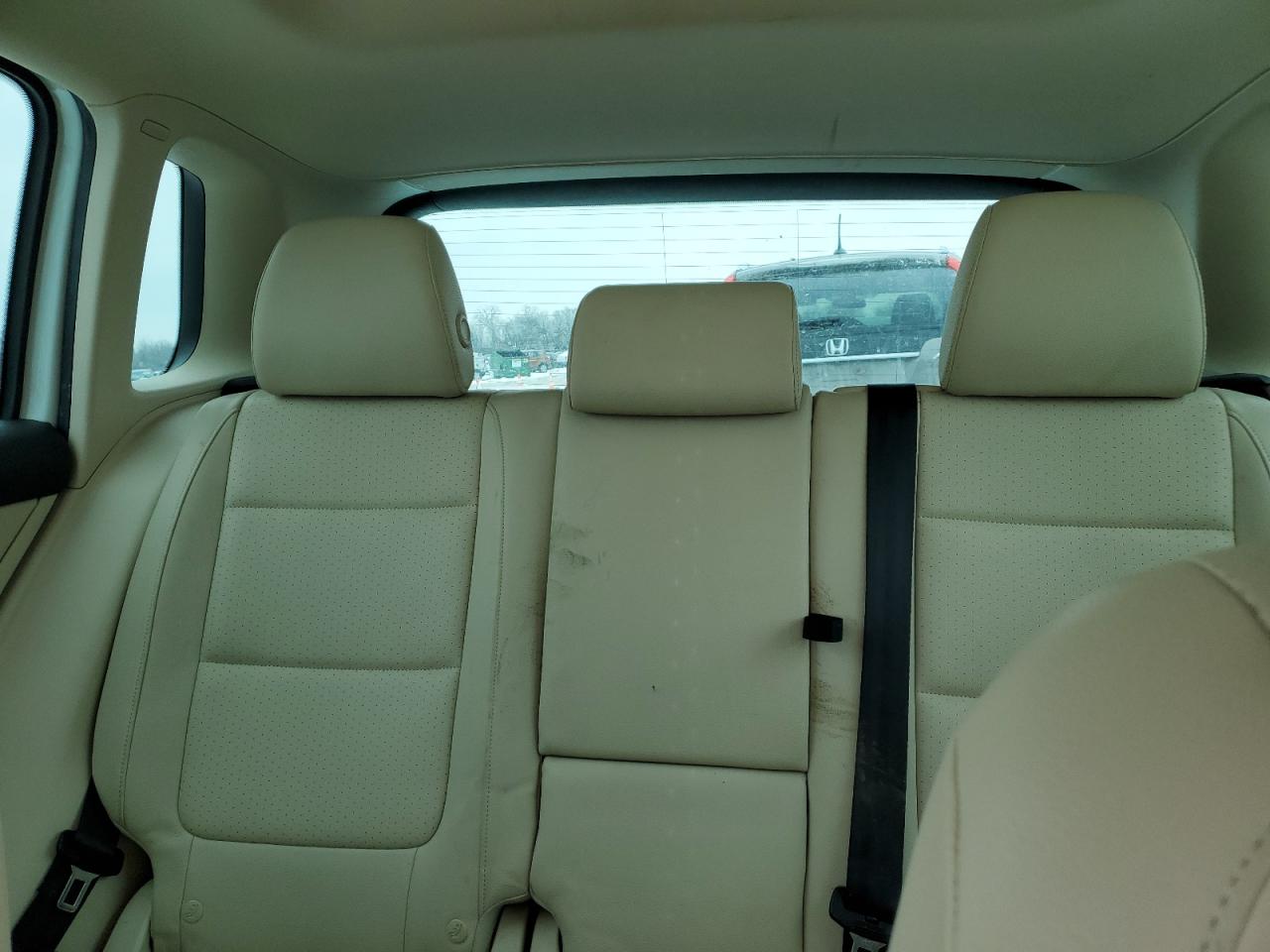 2017 Volkswagen Tiguan - Image 10
