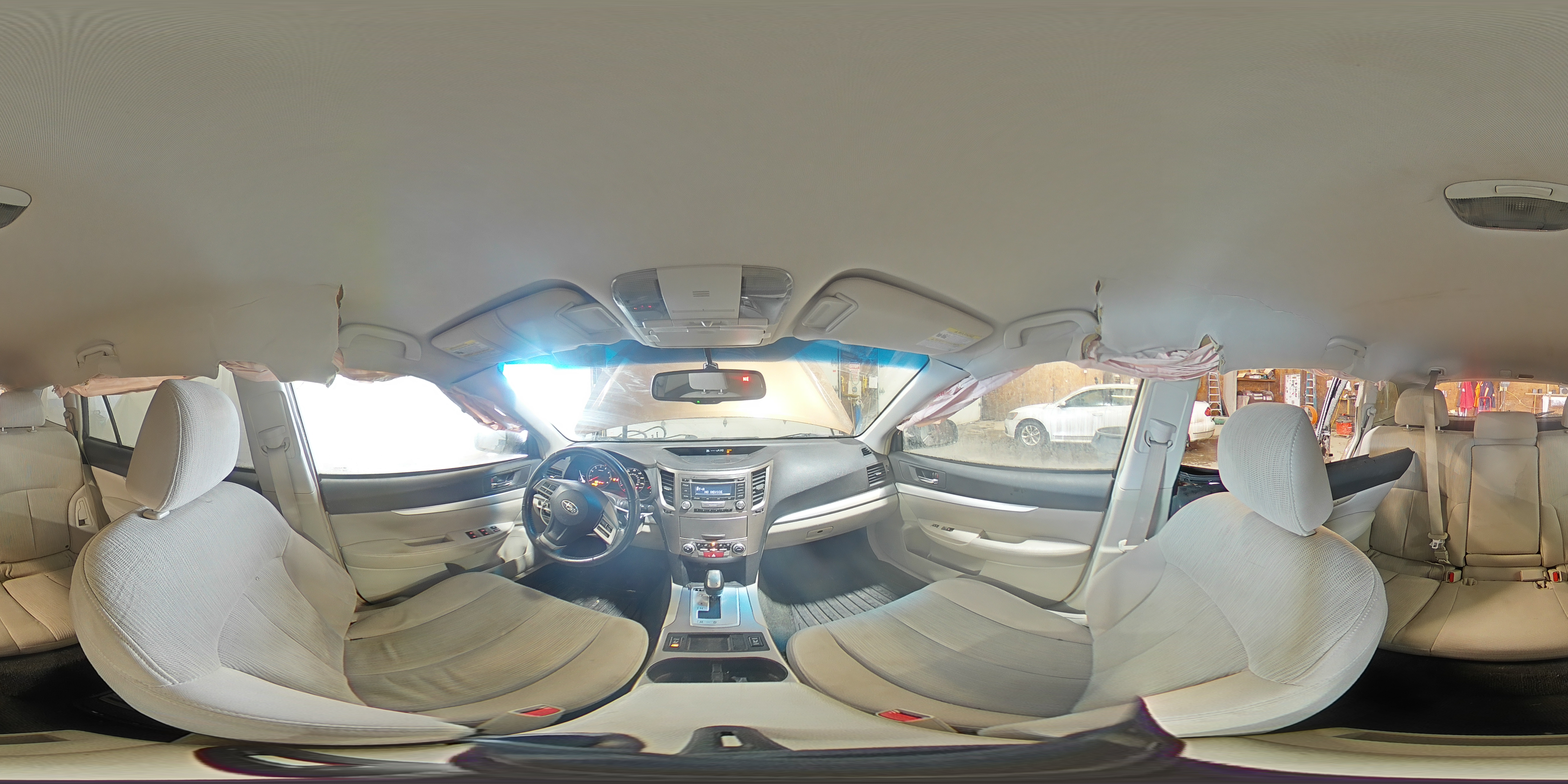 2013 Subaru Outback - Image 13