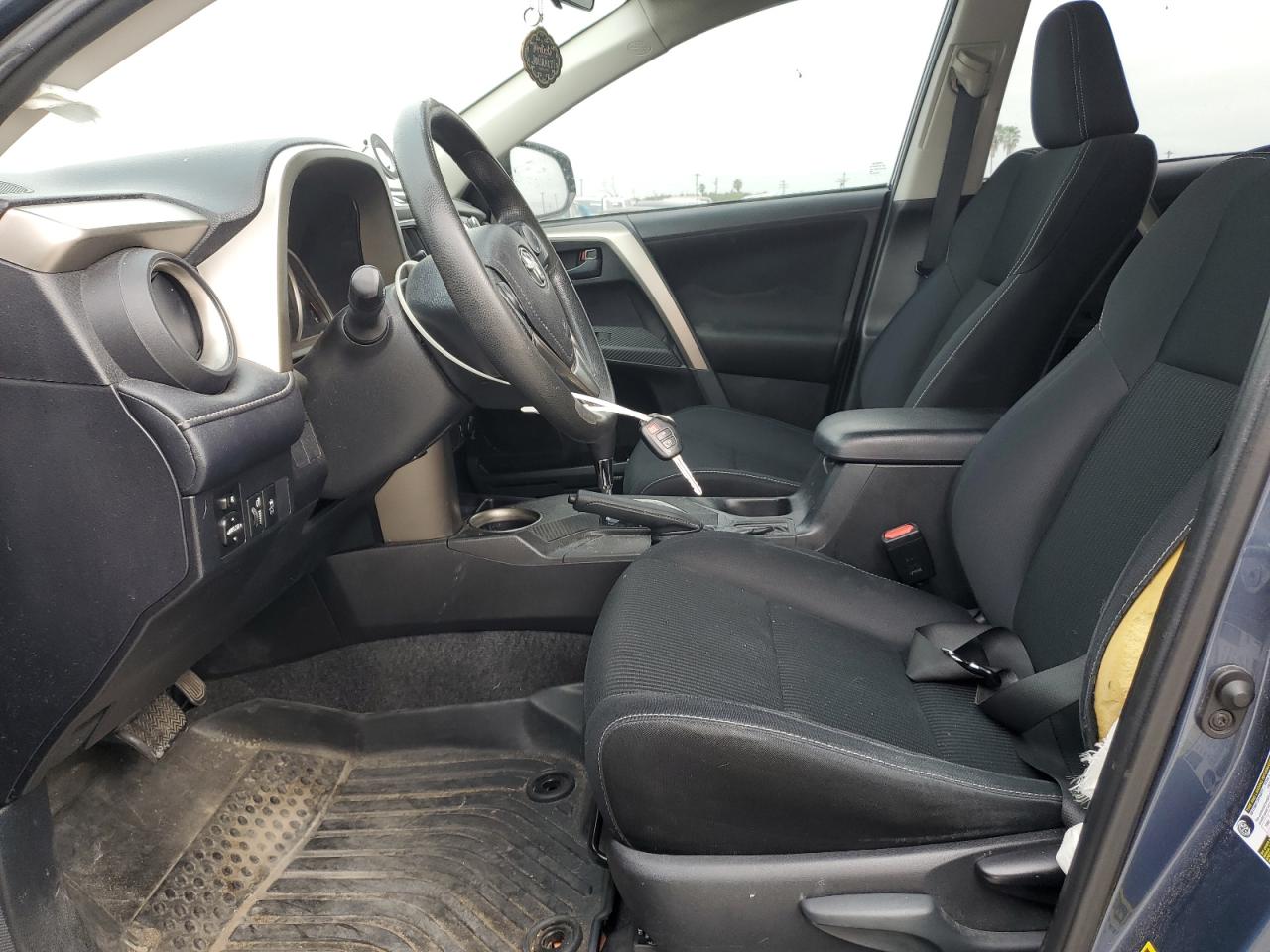 2013 Toyota RAV 4 - Image 7