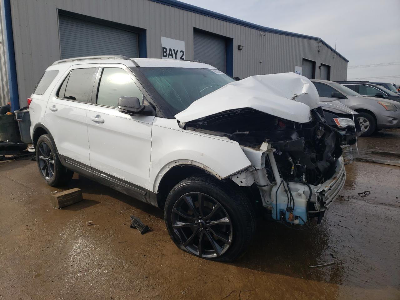 2017 Ford Explorer - Image 4