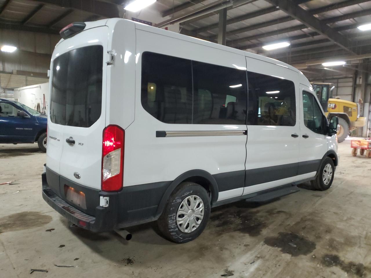 2022 Ford Transit - Image 3