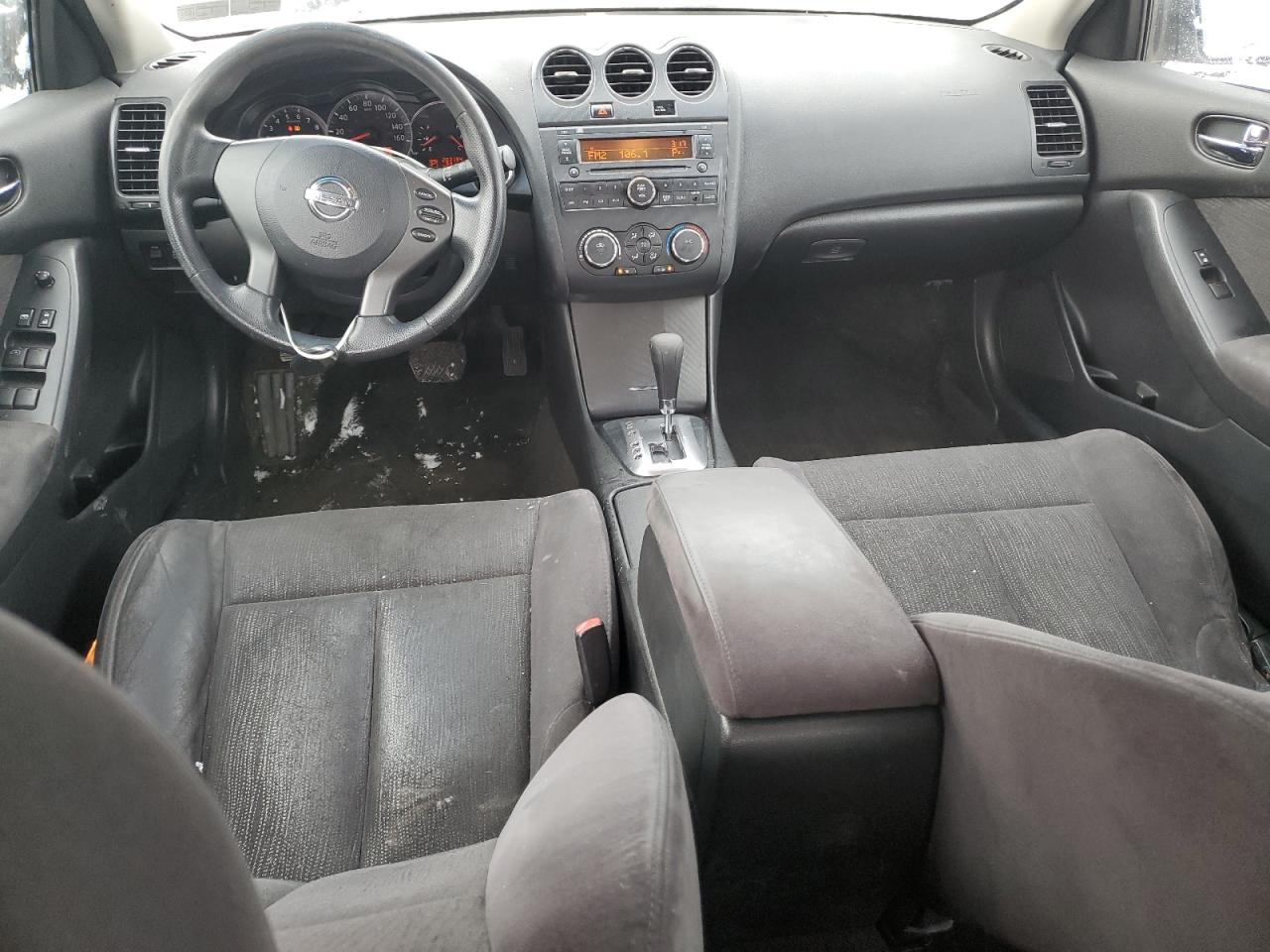 2011 Nissan Altima - Image 8