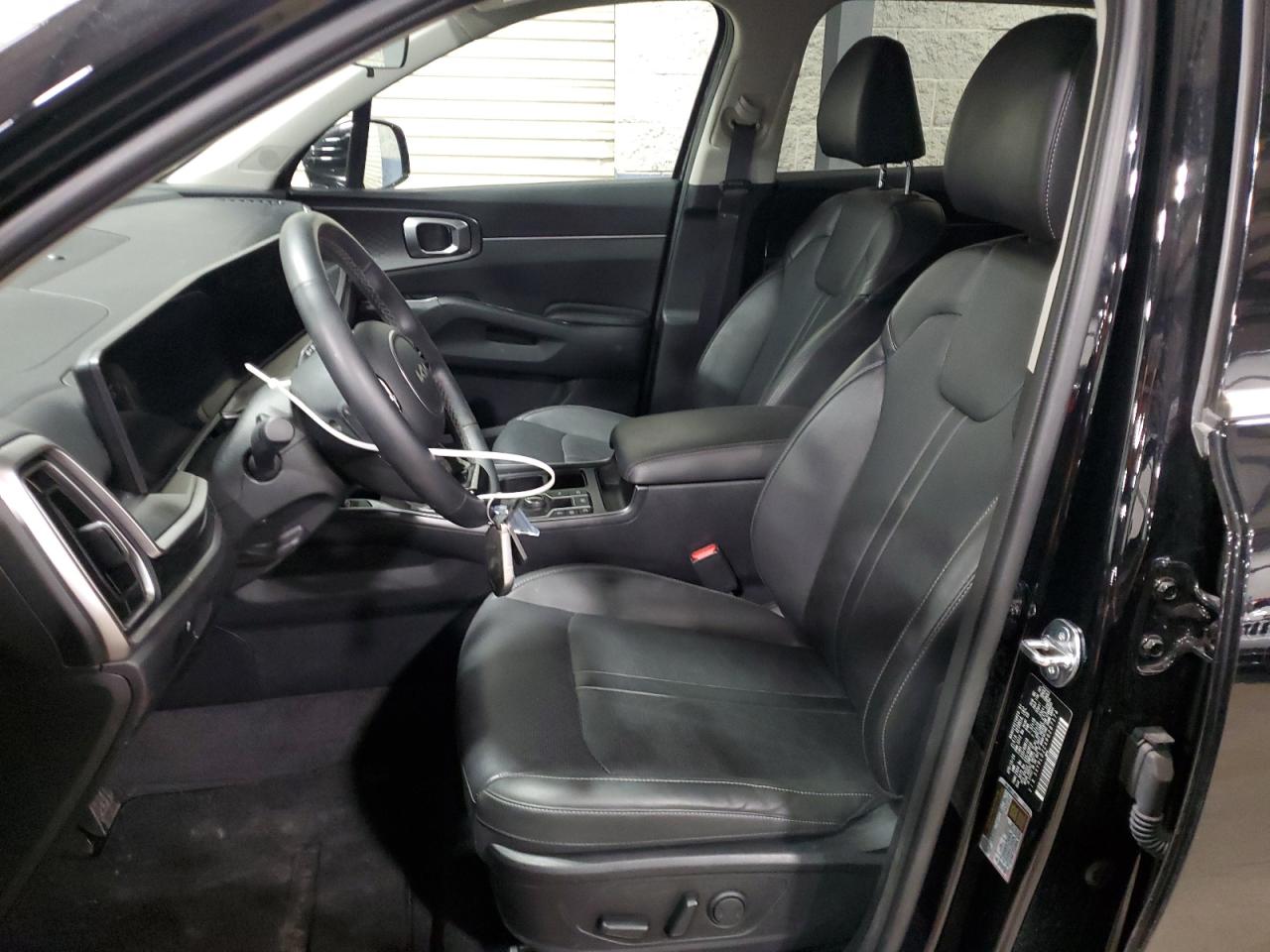 2024 Kia Sorento - Image 7