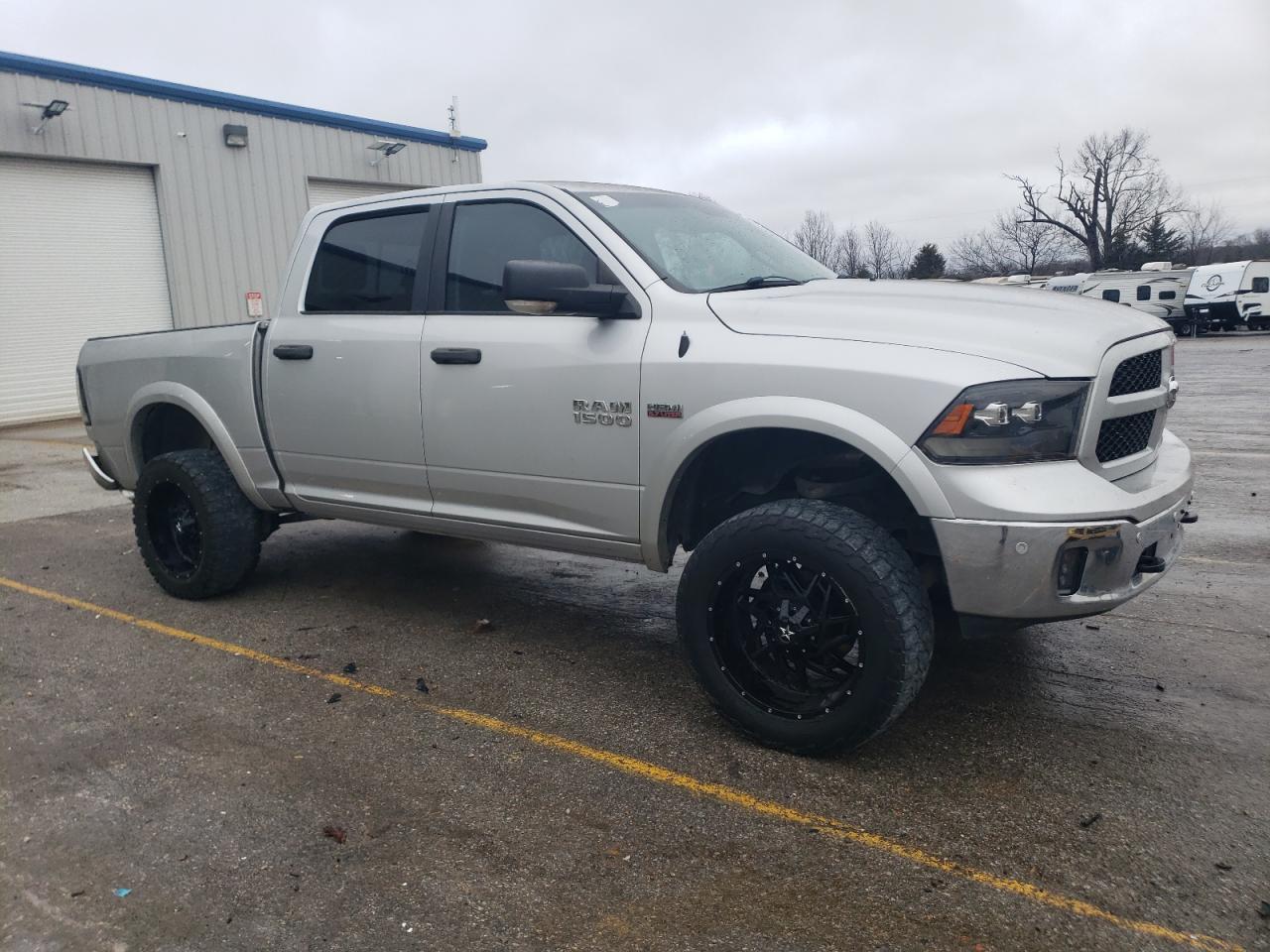 2015 RAM 1500 - Image 4