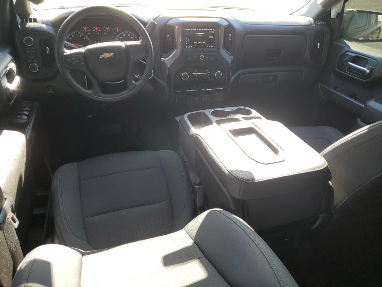 2019 Chevrolet Silverado - Image 8