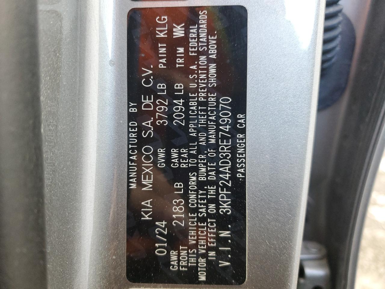 2024 Kia Forte - Image 13