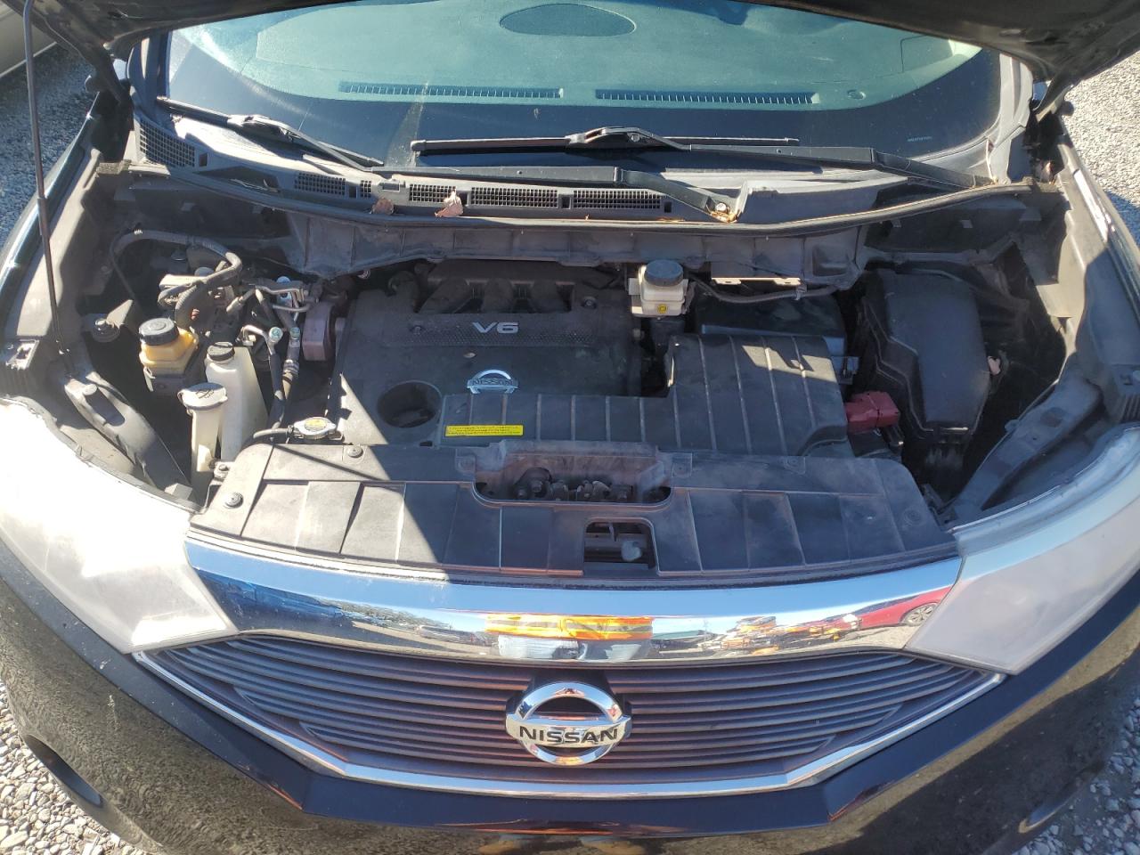 2016 Nissan Quest - Image 12