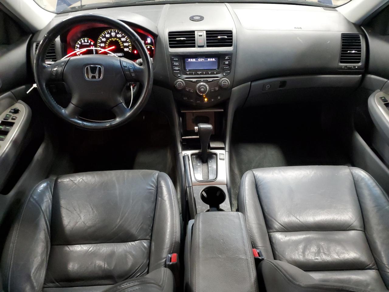 2005 Honda Accord - Image 8