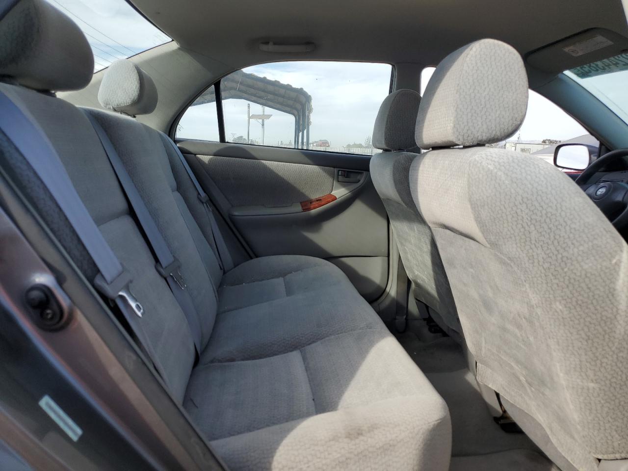 2004 Toyota Corolla - Image 10