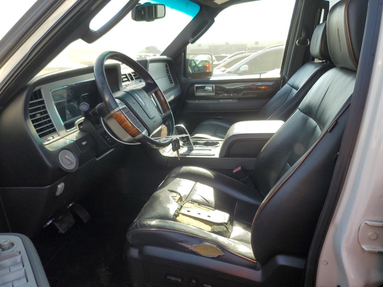 2008 Lincoln Navigator VIN: 5LMFU27518LJ12241 Lot: 84870034