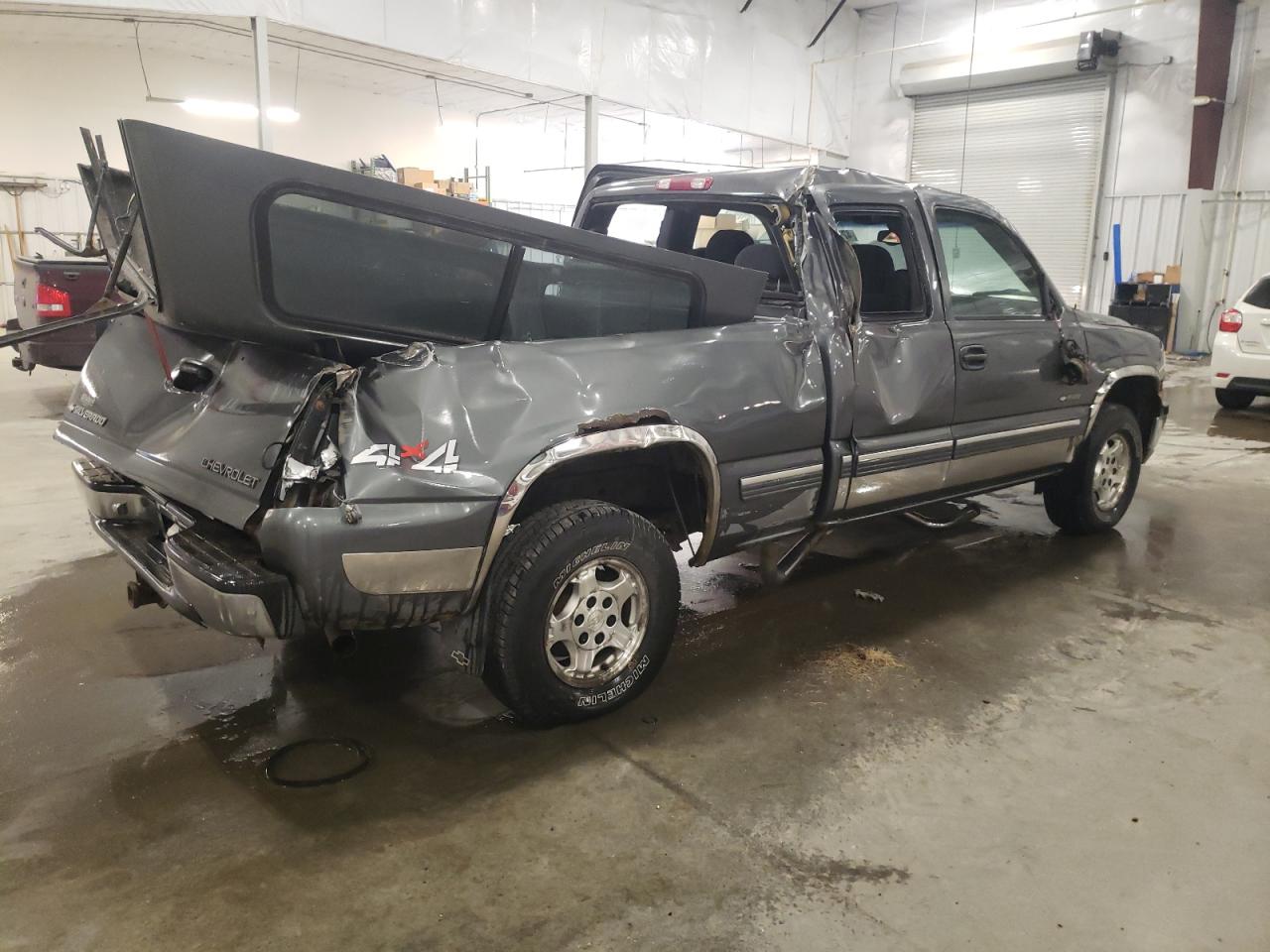 2001 Chevrolet Silverado - Image 3