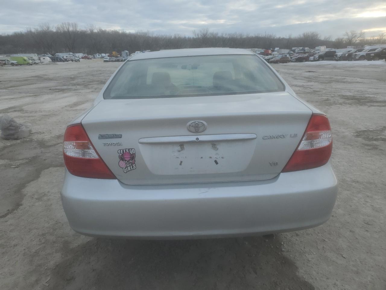 2003 Toyota Camry - Image 6