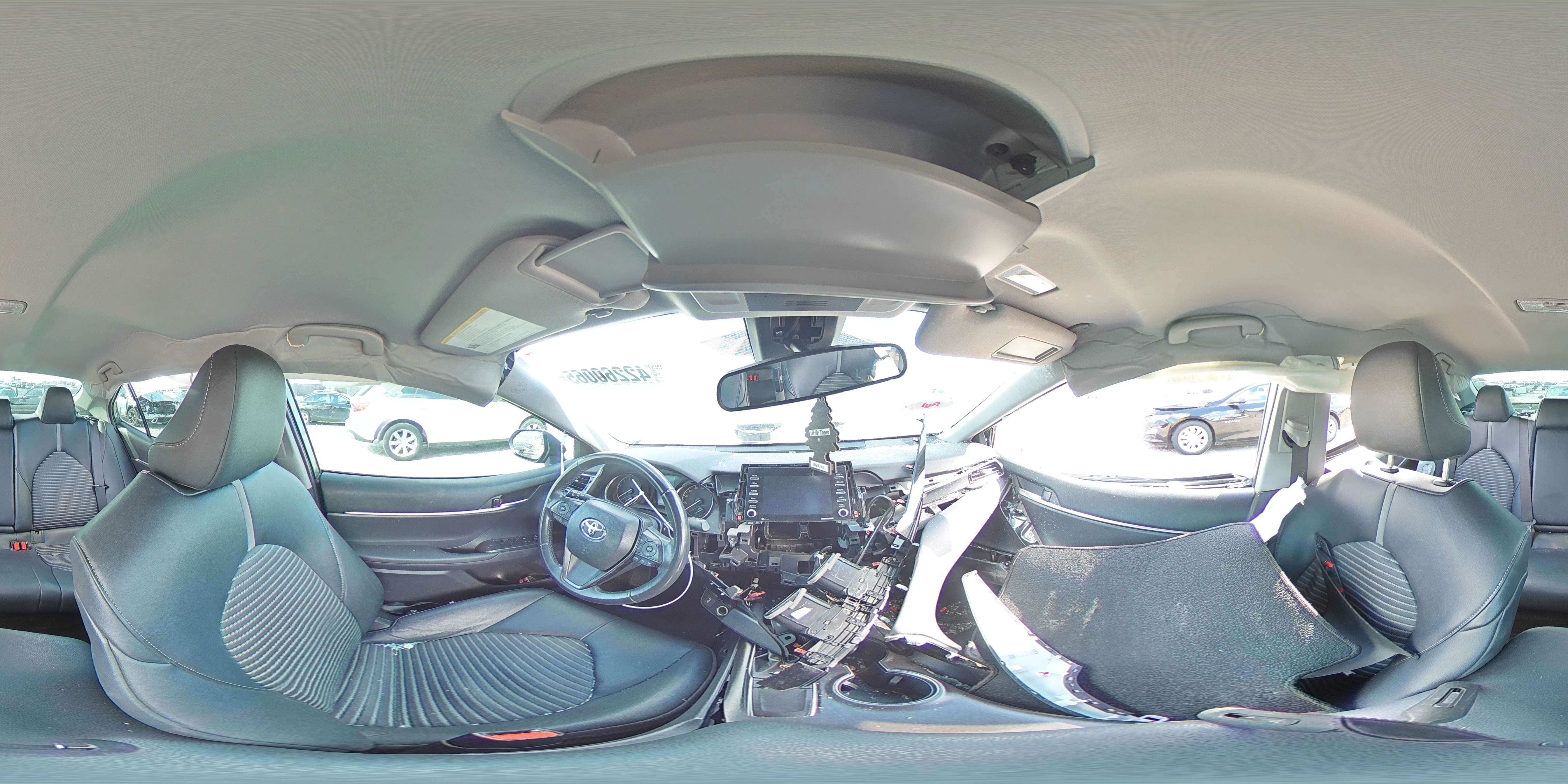 2023 Toyota Camry - Image 13