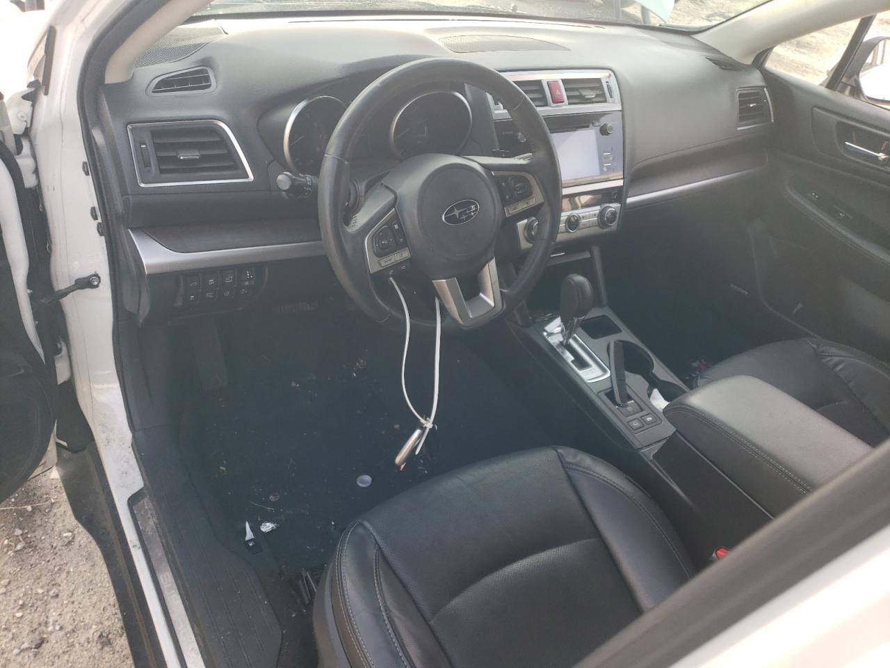 2017 Subaru Outback - Image 8
