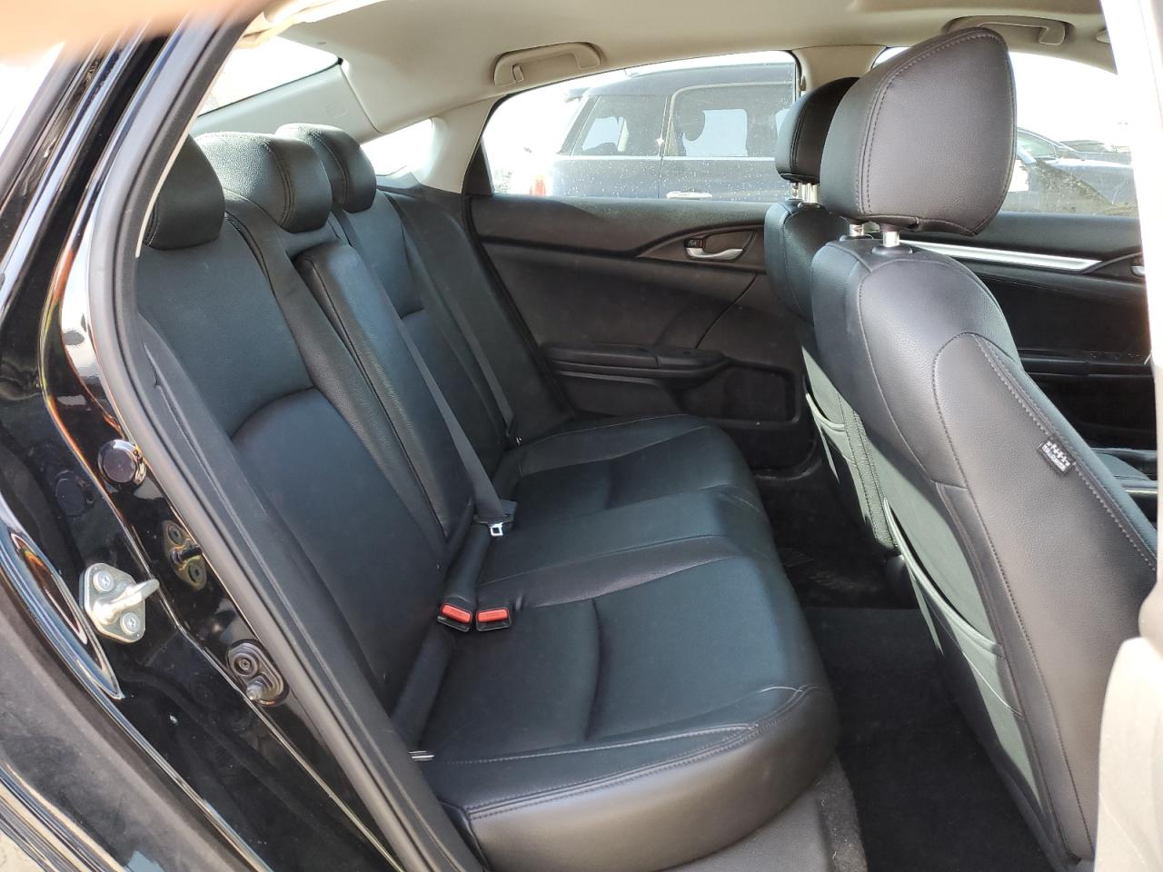 2017 Honda Civic - Image 11