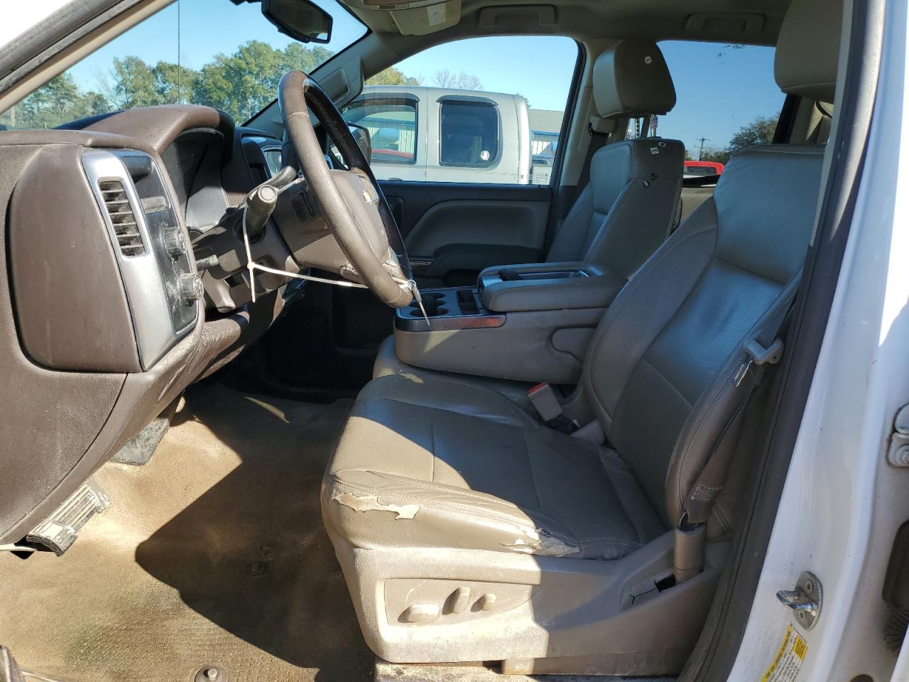 2017 Chevrolet Silverado - Image 7
