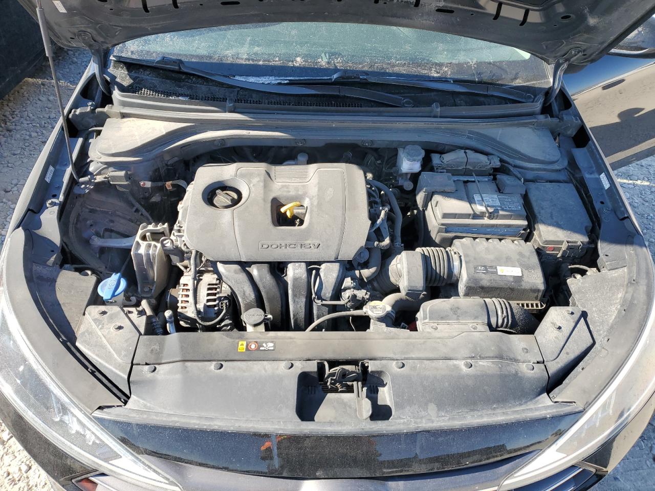 2019 Hyundai Elantra - Image 11