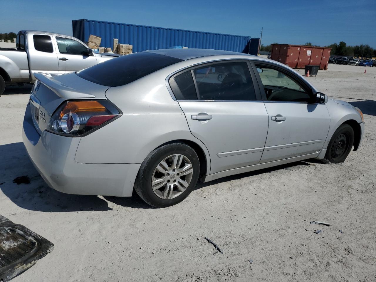 2011 Nissan Altima - Image 3