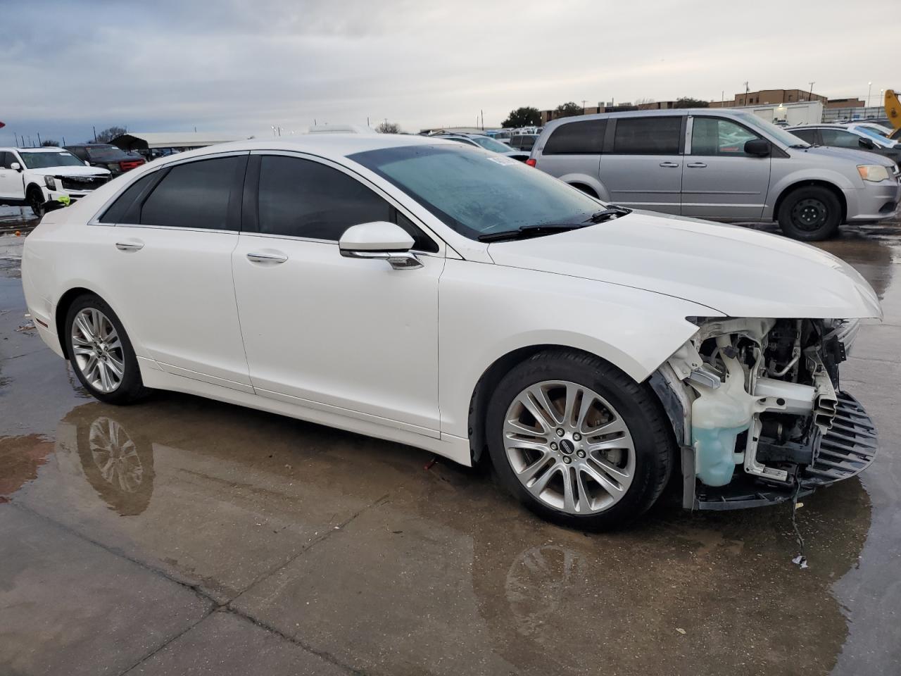 2014 Lincoln MKZ - Image 4