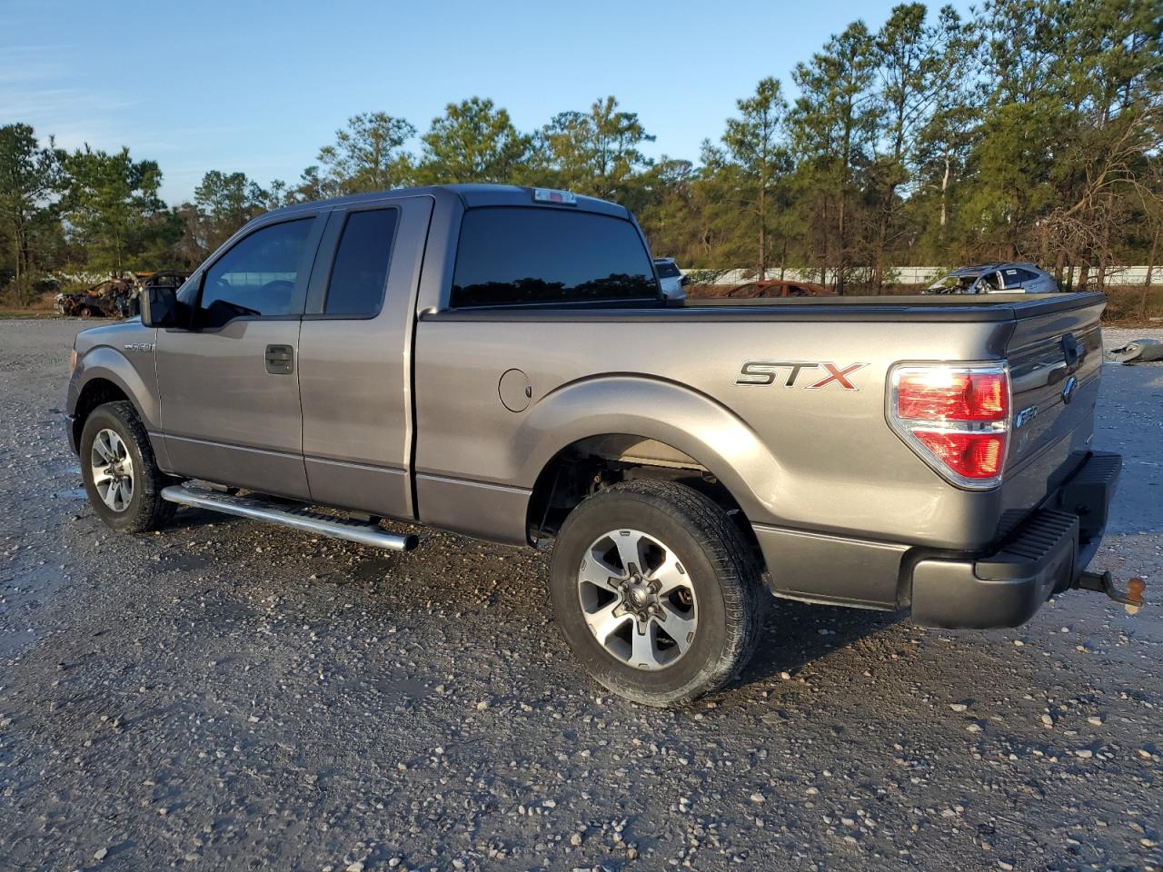 2014 Ford F-150 - Image 2