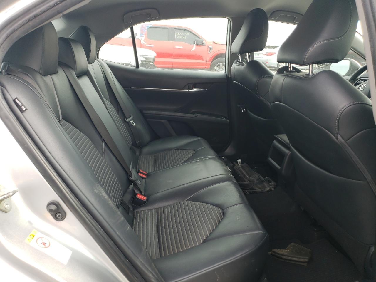 2019 Toyota Camry - Image 10