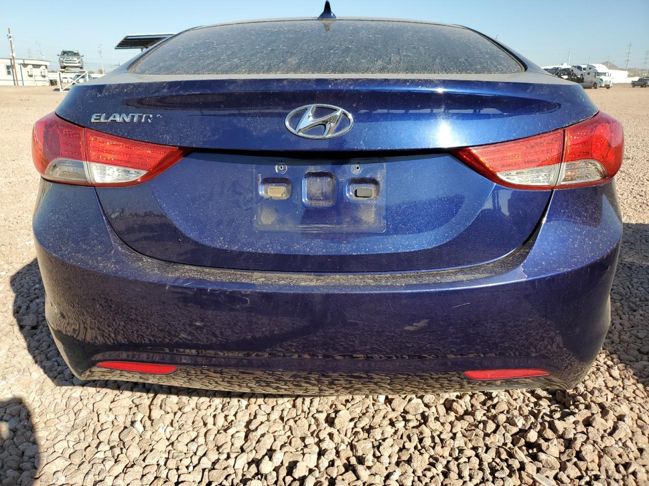 2011 Hyundai Elantra - Image 6