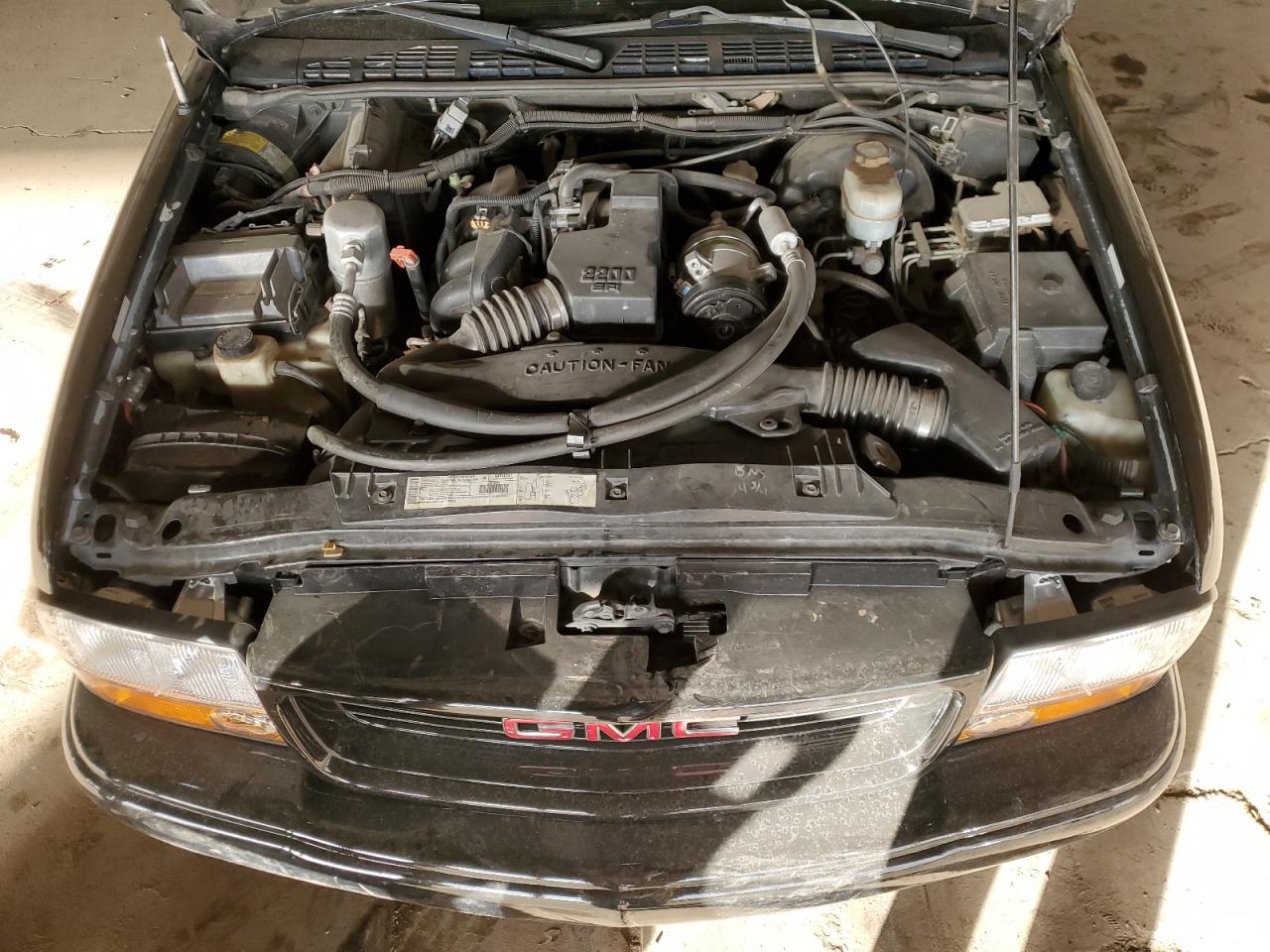 2000 GMC Sonoma - Image 11
