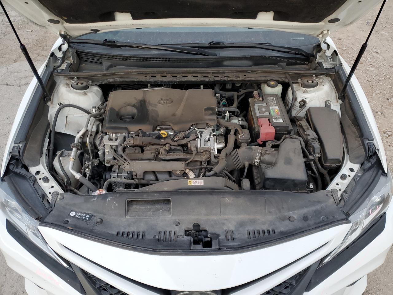 2018 Toyota Camry - Image 11