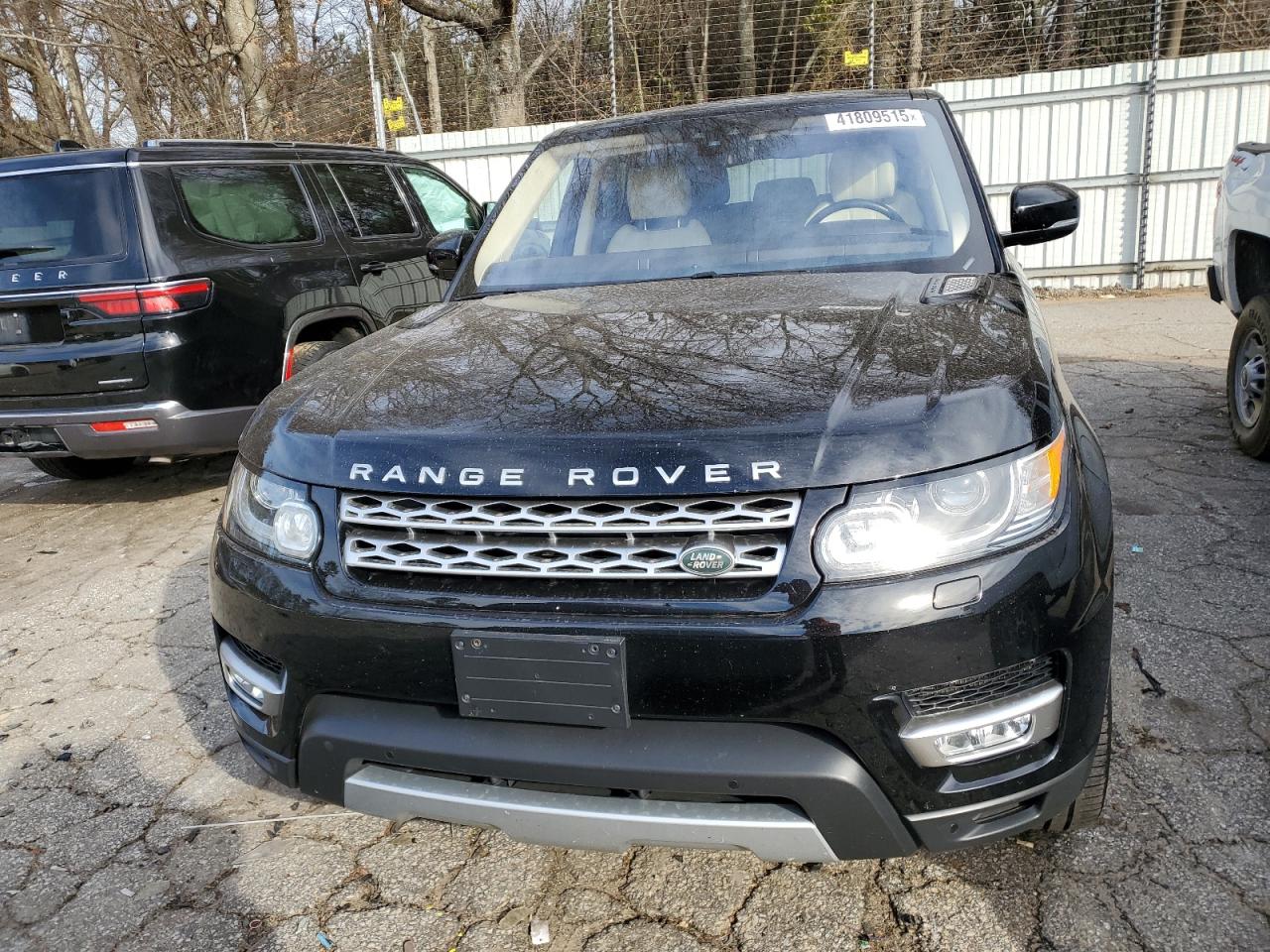 2017 Land Rover Range Rover - Image 5