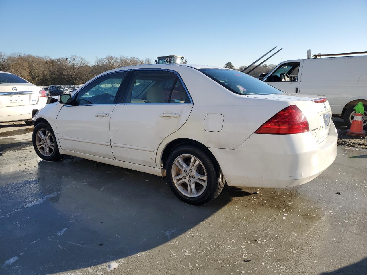 2006 Honda Accord - Image 2