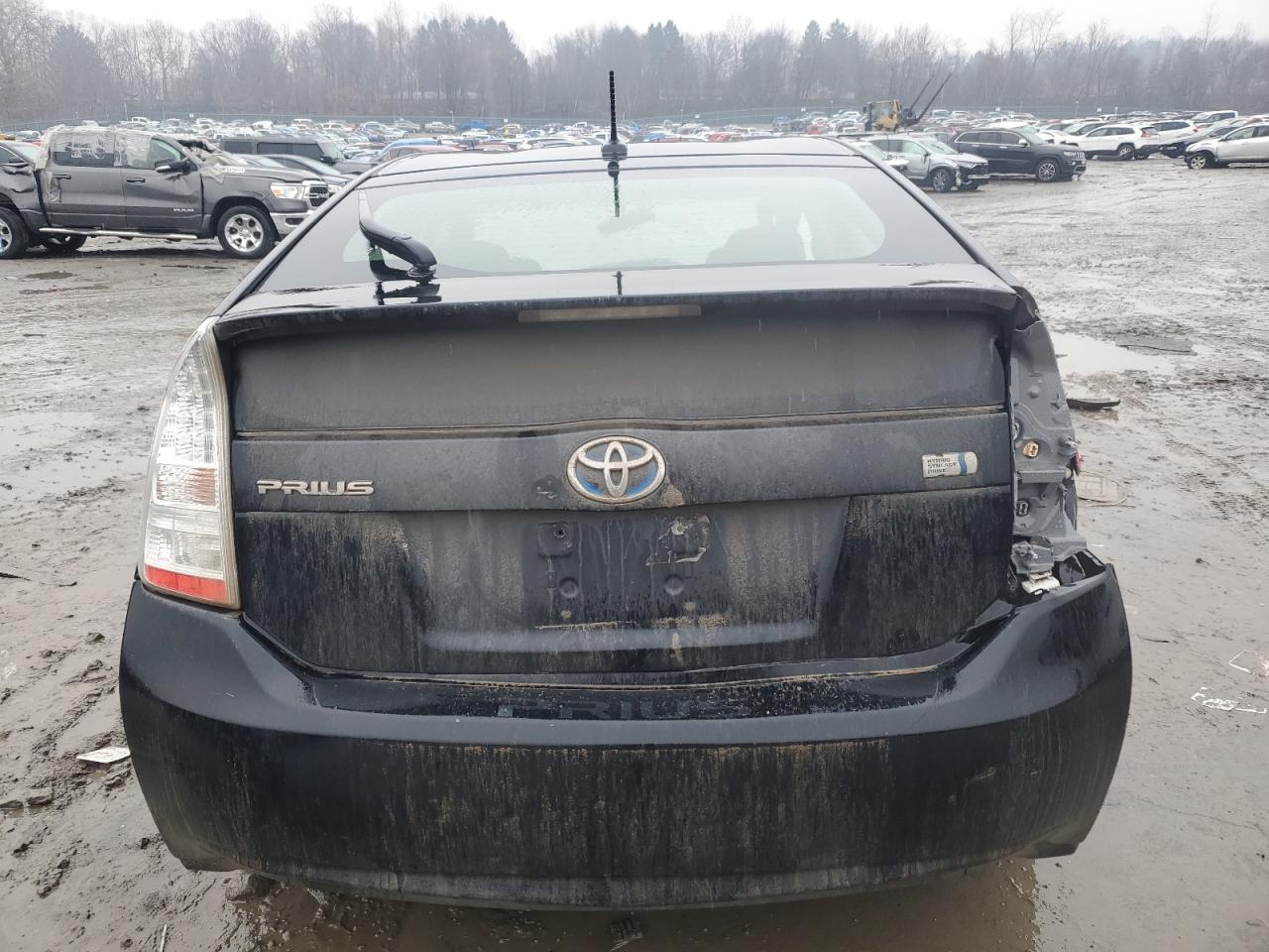 2011 Toyota Prius - Image 6