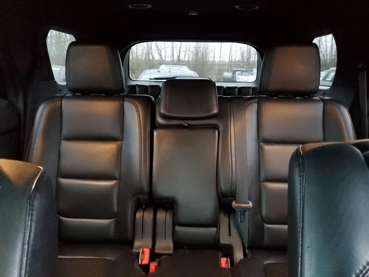 2012 Ford Explorer - Image 10