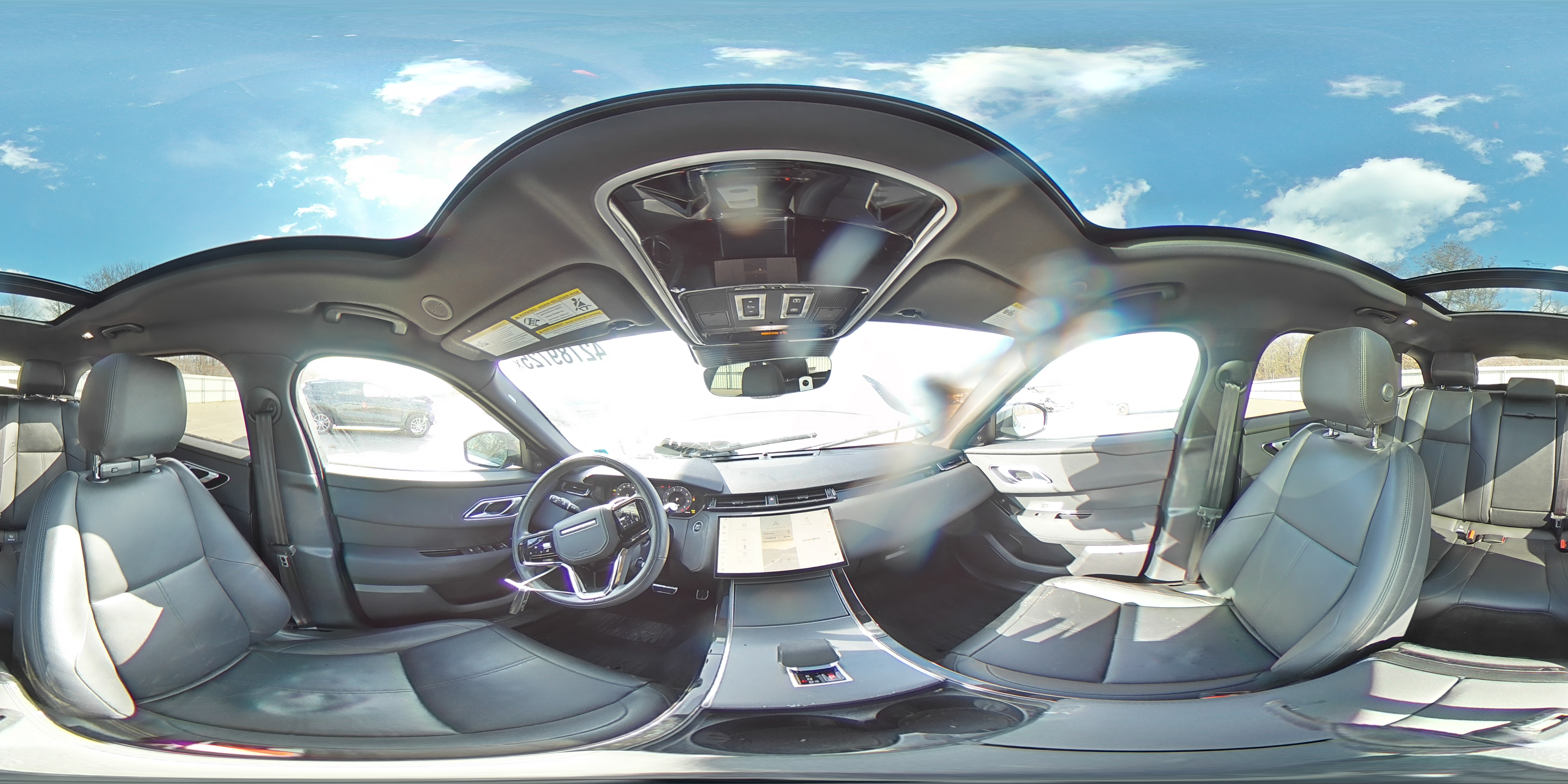 2024 Land Rover Range Rover - Image 13