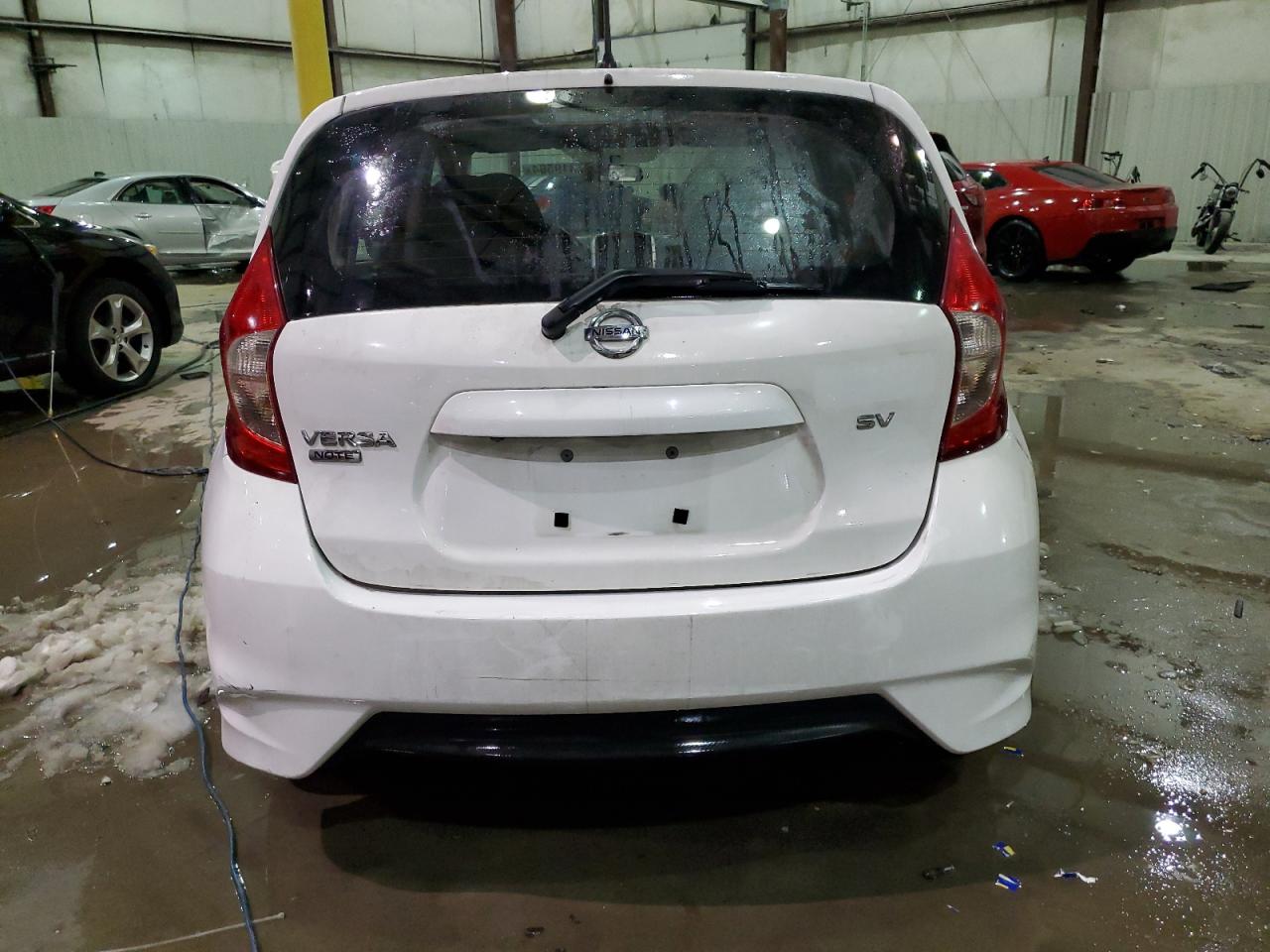 2018 Nissan Versa - Image 6