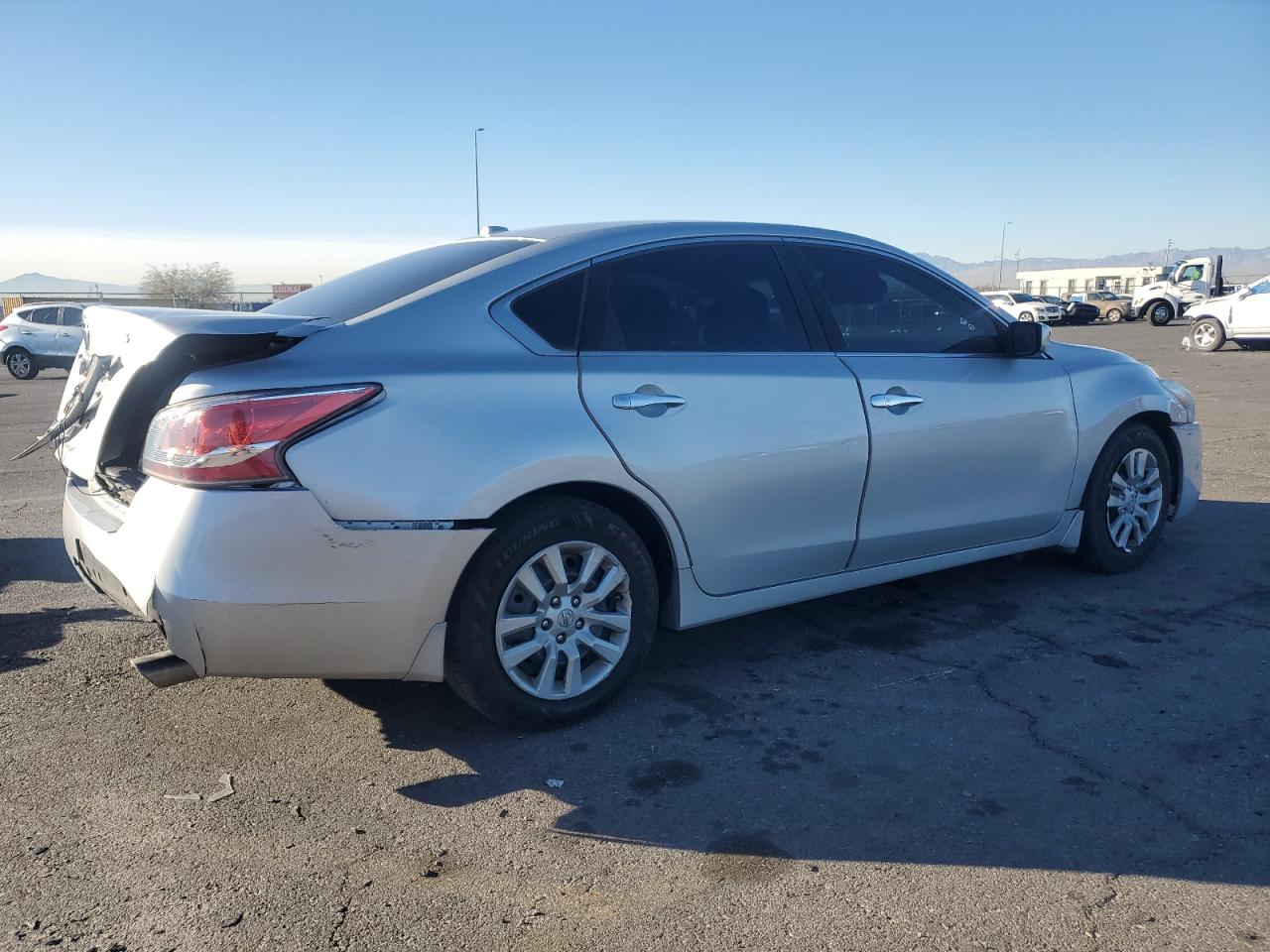 2015 Nissan Altima - Image 3