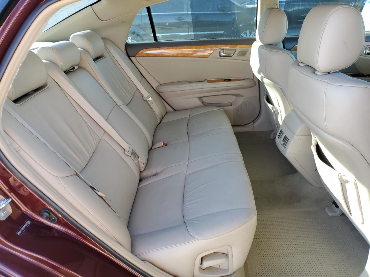 2006 Toyota Avalon - Image 10