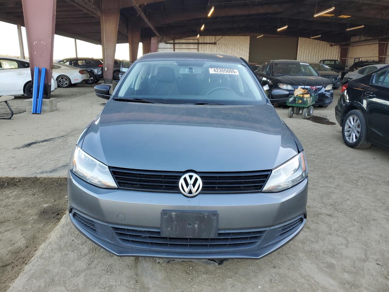 2014 Volkswagen Jetta - Image 5