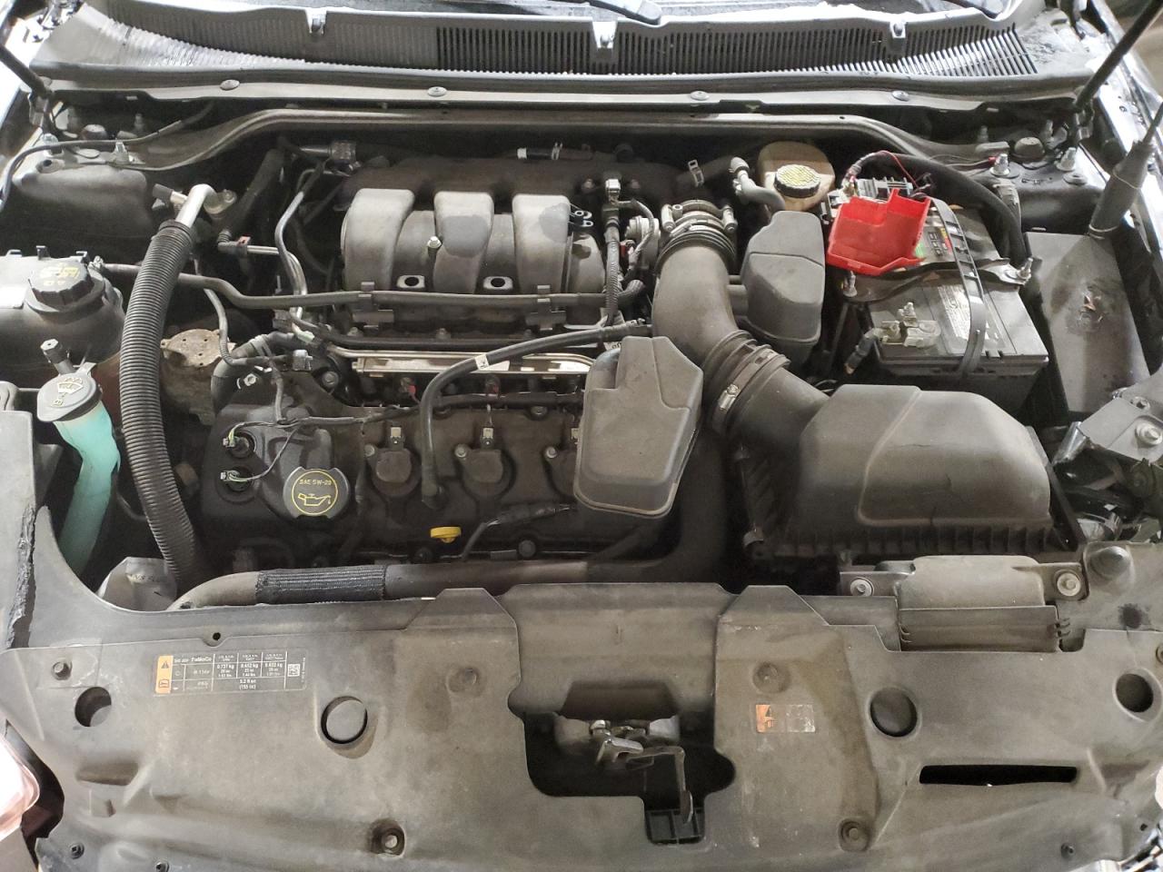 2017 Ford Taurus - Image 11